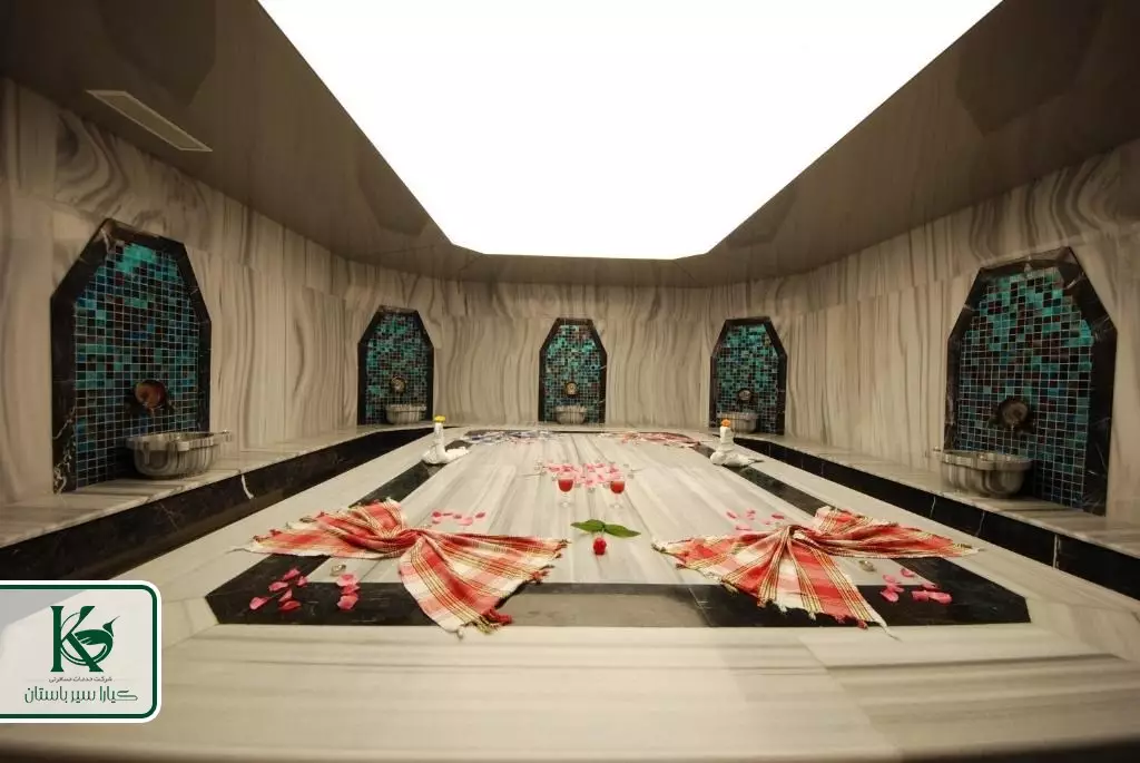 گلدن راک بیچ